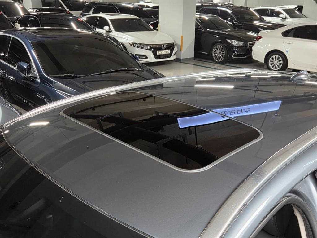 Volvo V60 2018 Gris - Importación desde Corea - HF Imports Iquique - Foto 18