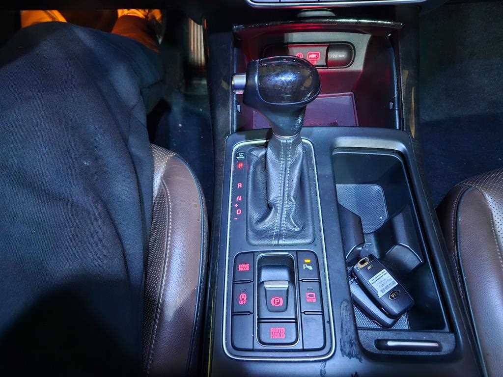 KIA Sorento - Vista 8