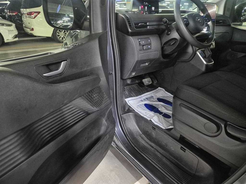 HYUNDAI Staria 2023 Gris - Importación desde Corea - HF Imports Iquique - Foto 13