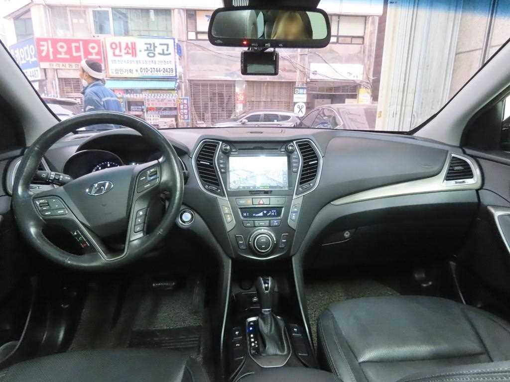 HYUNDAI Maxcruz - Vista 7