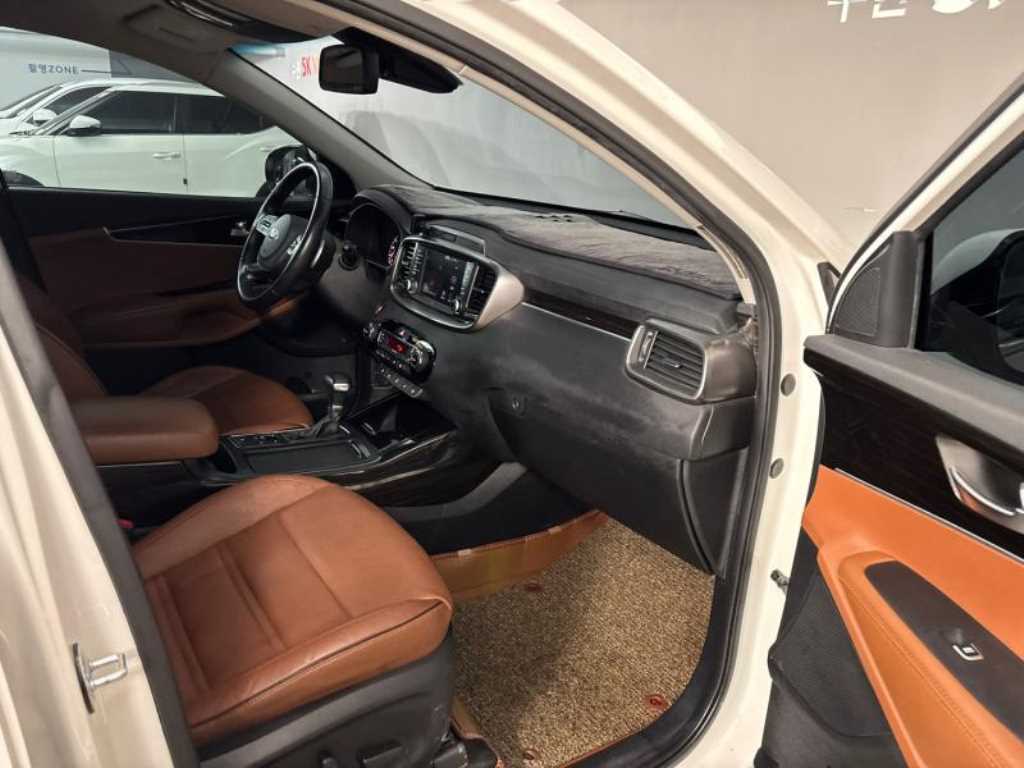 KIA Sorento - Vista 6