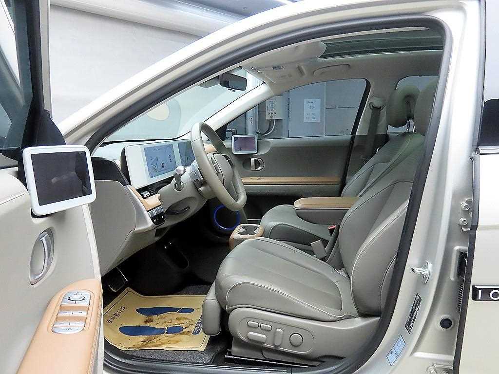 HYUNDAI Ioniq 5 - Vista 5