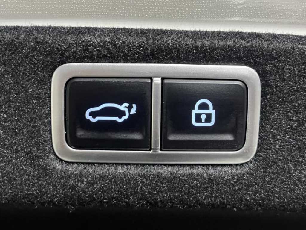 HYUNDAI Grandeur - Vista 6