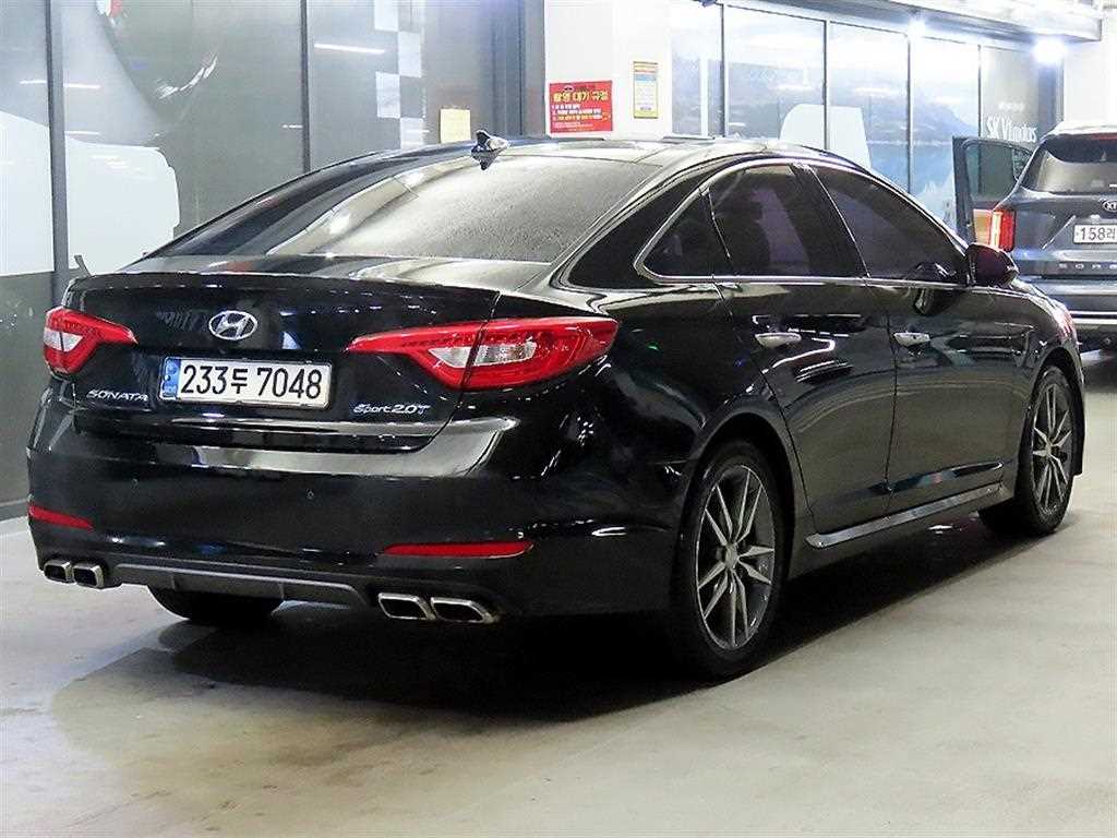 HYUNDAI Sonata - Vista 4