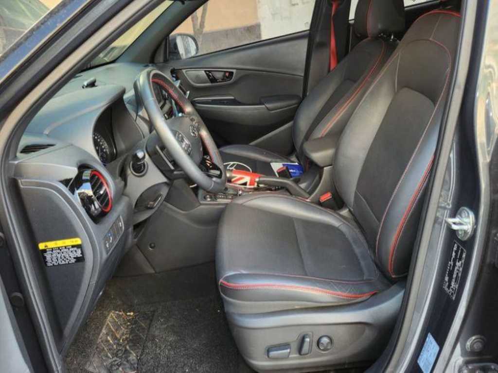 HYUNDAI Kona - Vista 3