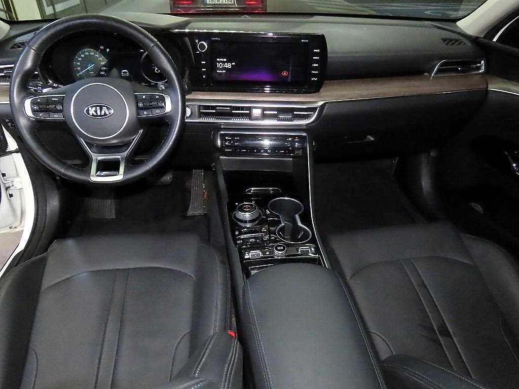 KIA K5 - Vista 10