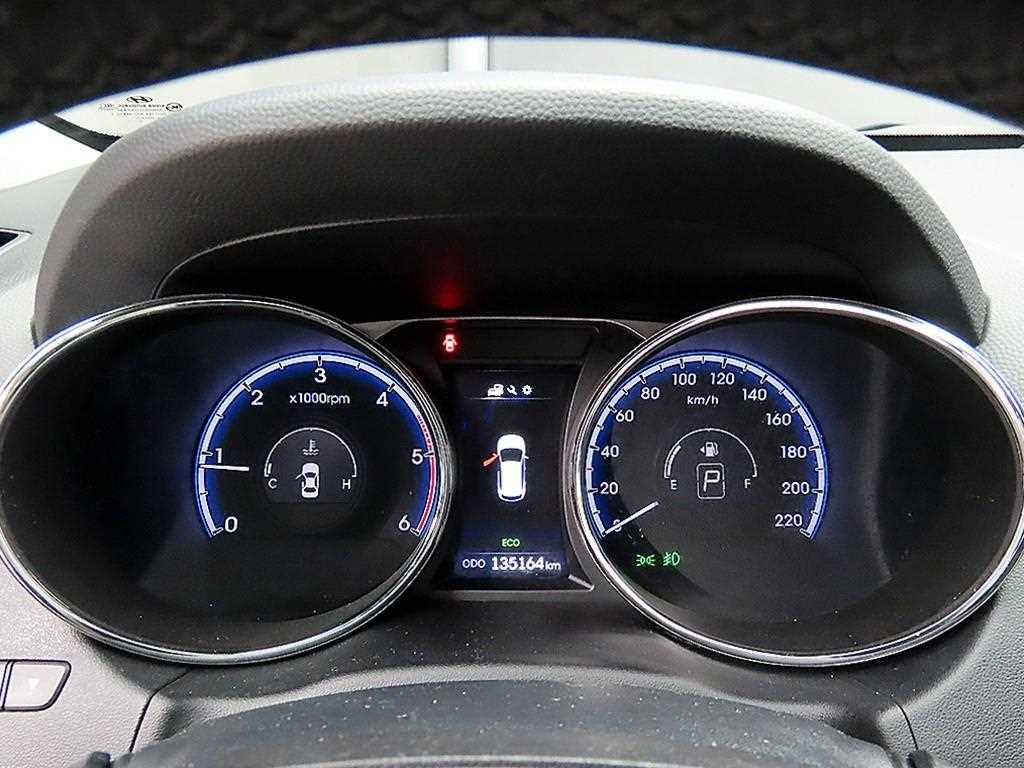 HYUNDAI Tucson - Vista 8