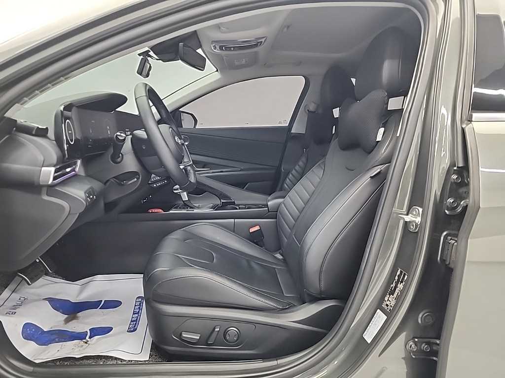 HYUNDAI Avante - Vista 11