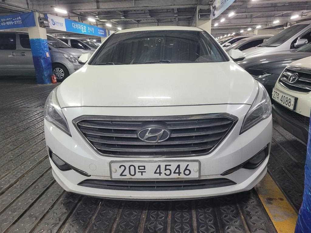 HYUNDAI Sonata - Vista 2