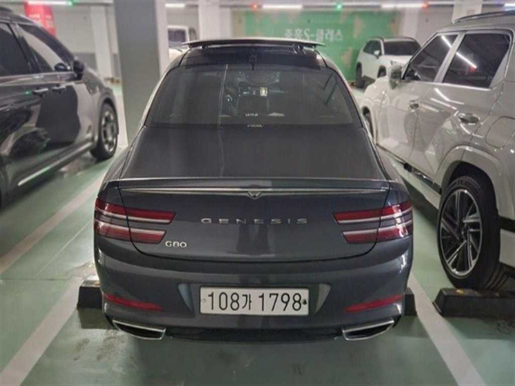 Genesis G80 - Vista 4