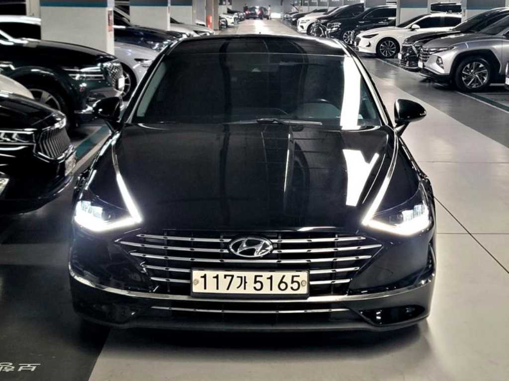 HYUNDAI Sonata - Vista 2