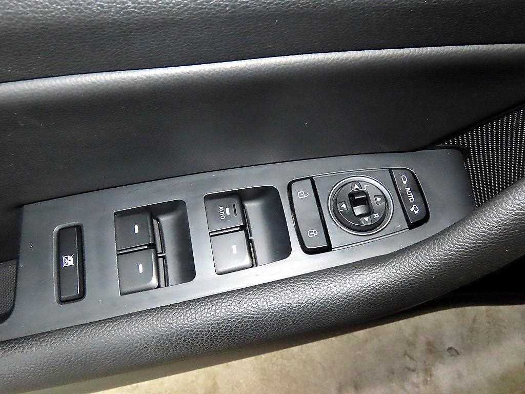 HYUNDAI Sonata 2018 Blanco - Importación desde Corea - HF Imports Iquique - Foto 13