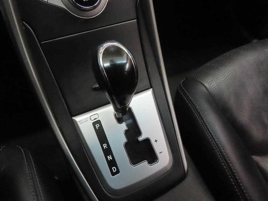 HYUNDAI Avante 2012 - Importación desde Corea - HF Imports Iquique - Foto 13