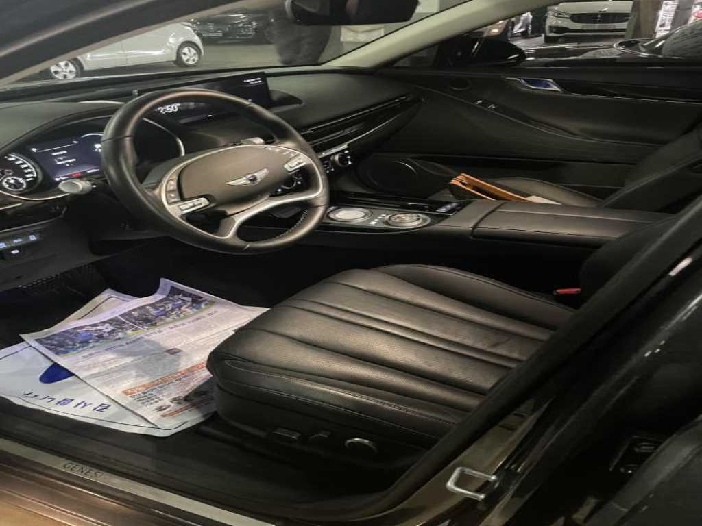 Genesis G80 - Vista 4