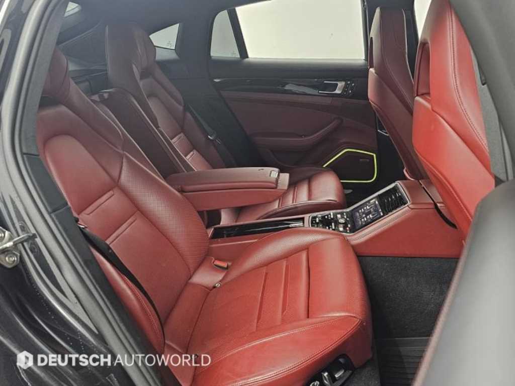 Porsche Panamera - Vista 12