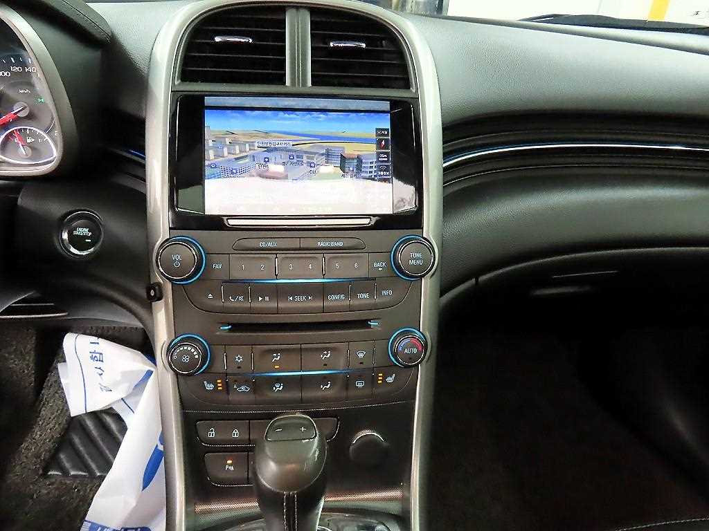 Chevrolet Malibu 2015 Blanco - Importación desde Corea - HF Imports Iquique - Foto 14