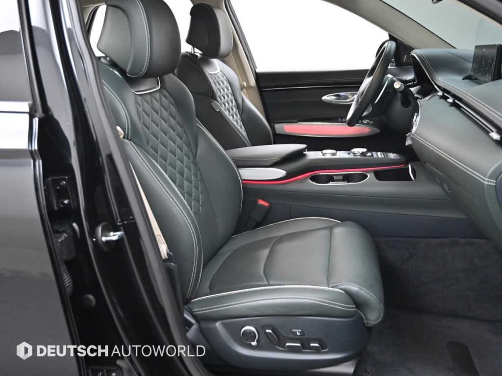 Genesis GV70 - Vista 10