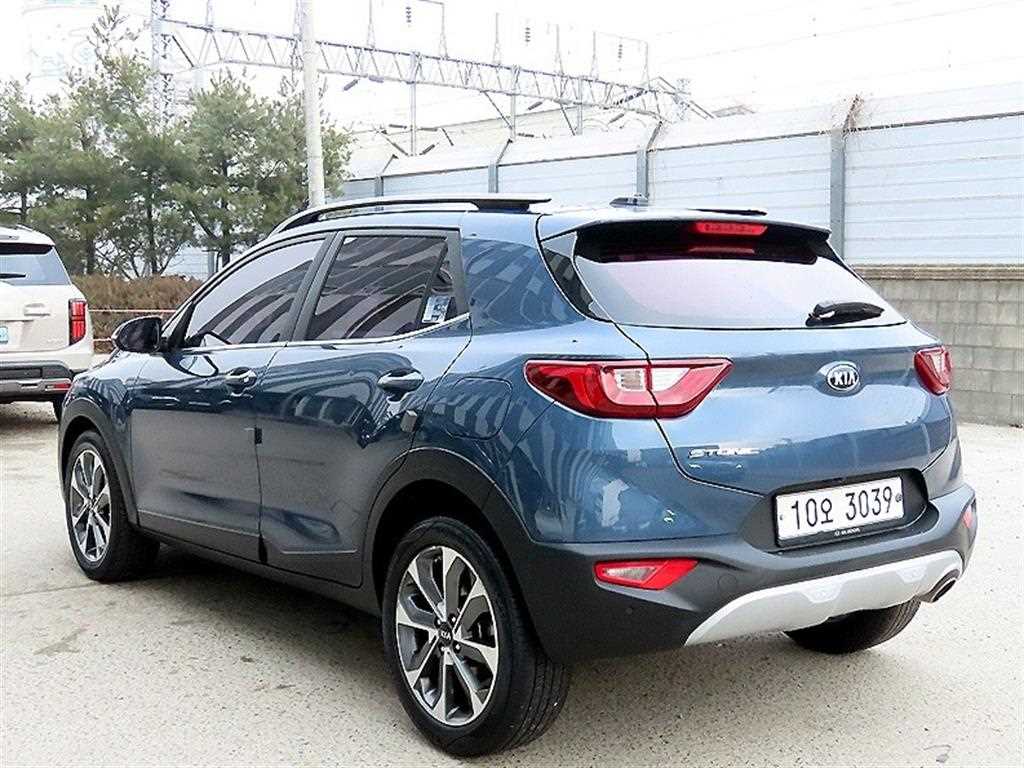 KIA Stonic - Vista 3