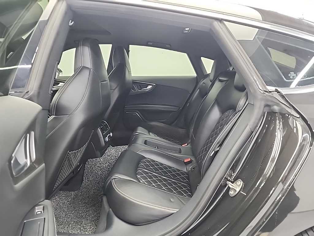 Audi S7 - Vista 12