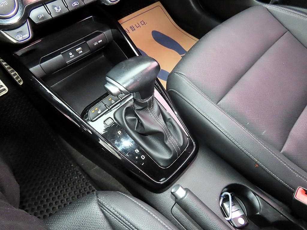 KIA Stonic - Vista 10