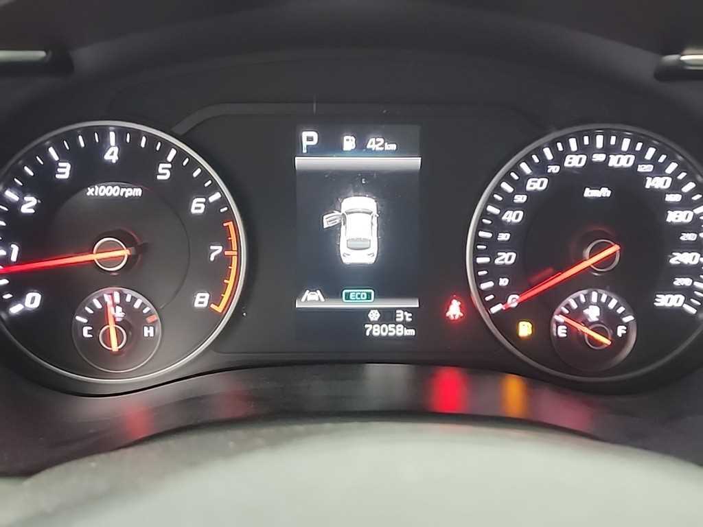 KIA Stinger - Vista 5