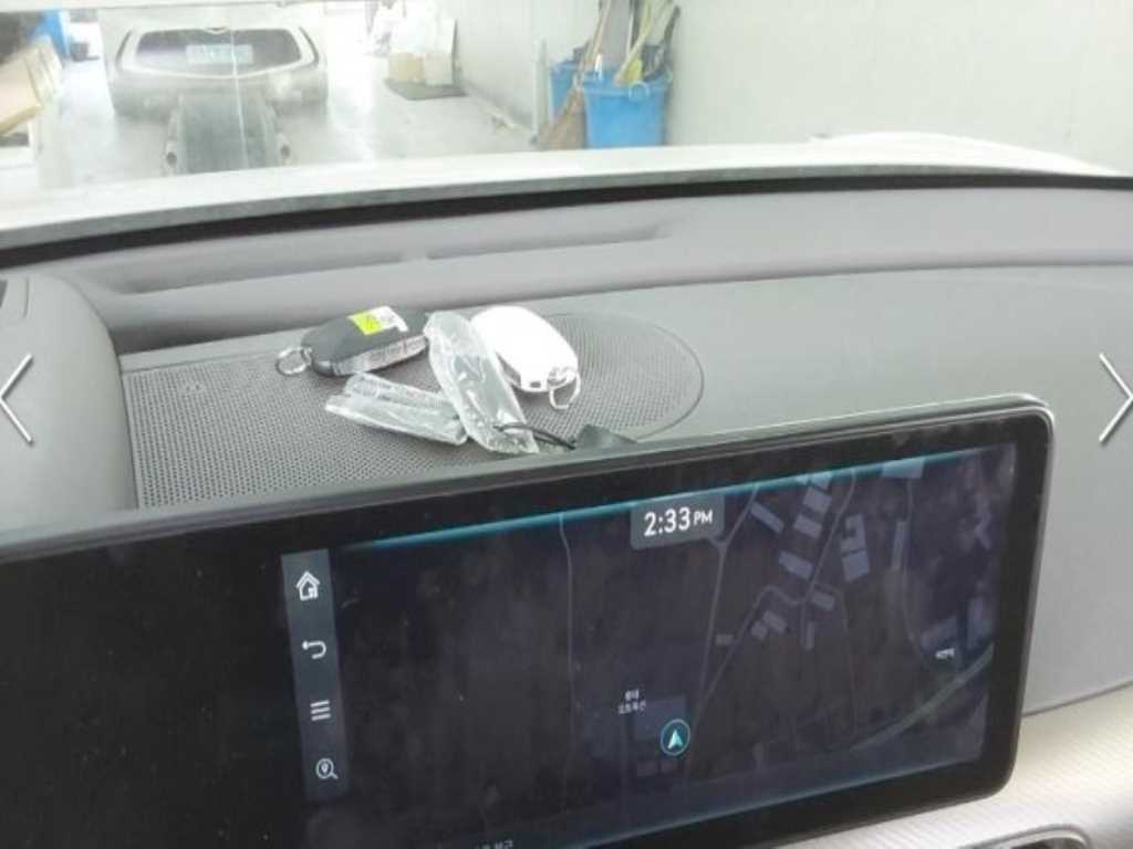 Genesis GV60 - Vista 8