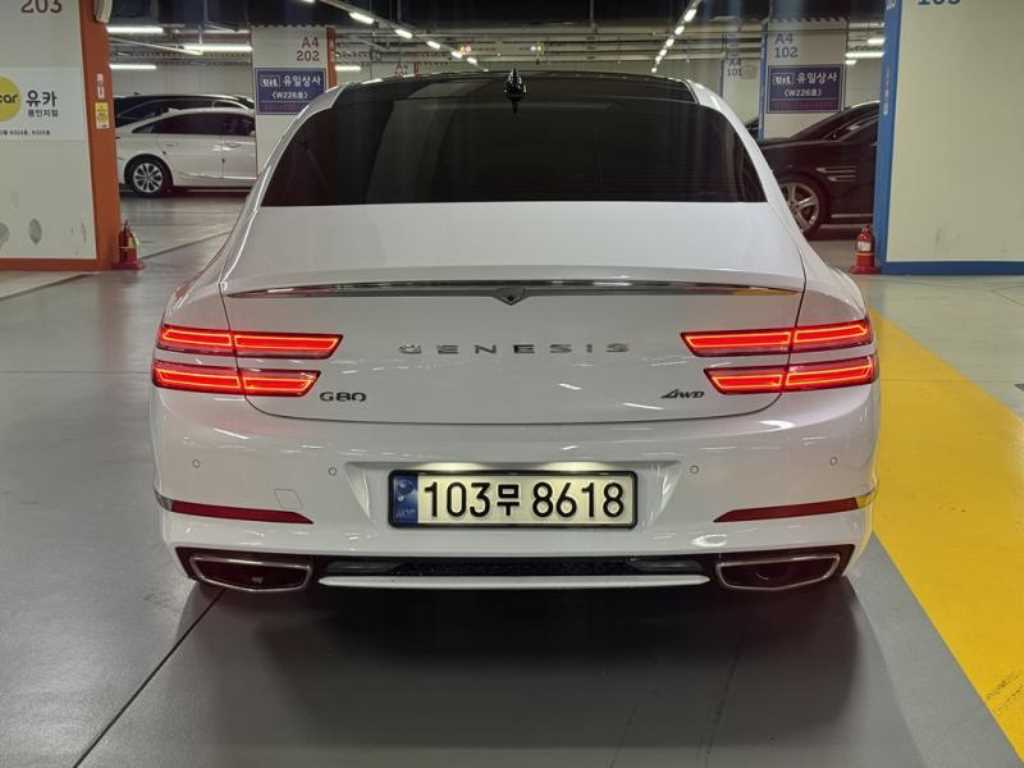 Genesis G80 - Vista 5