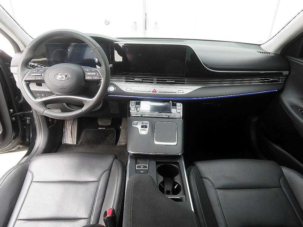 HYUNDAI Grandeur - Vista 8