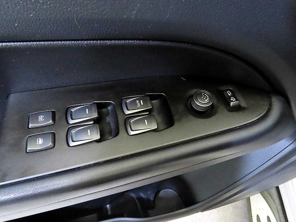 Ssangyong Rexton 2019 Blanco - Importación desde Corea - HF Imports Iquique - Foto 13