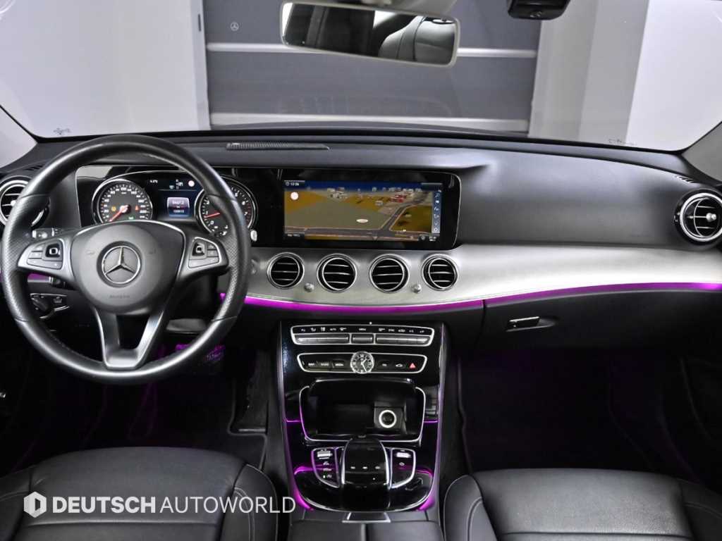 Mercedes Benz E class - Vista 7