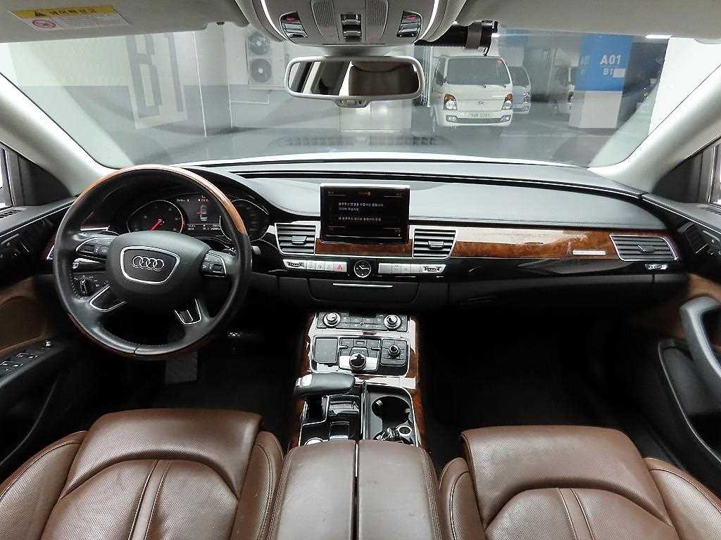 Audi A8 - Vista 8