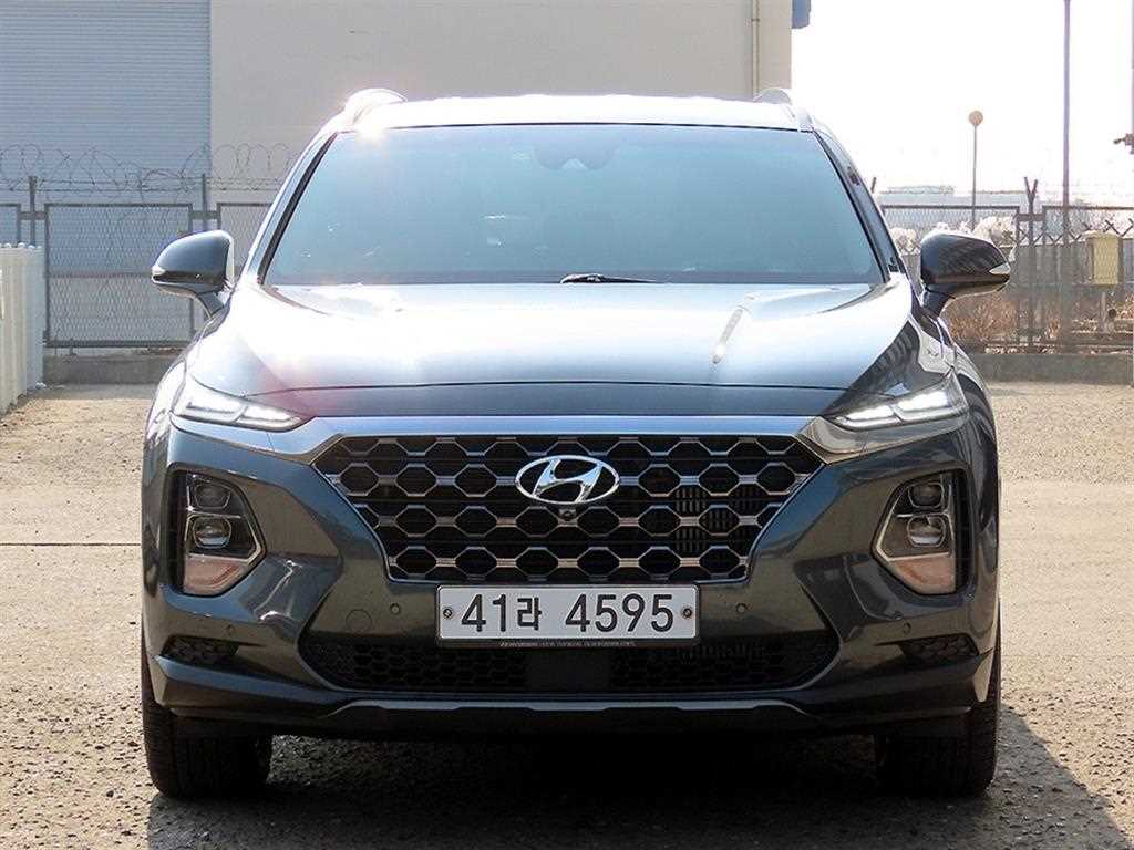 HYUNDAI Santa Fe 2019