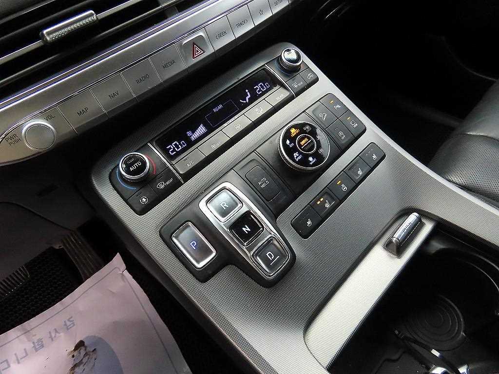 HYUNDAI Palisade - Vista 11