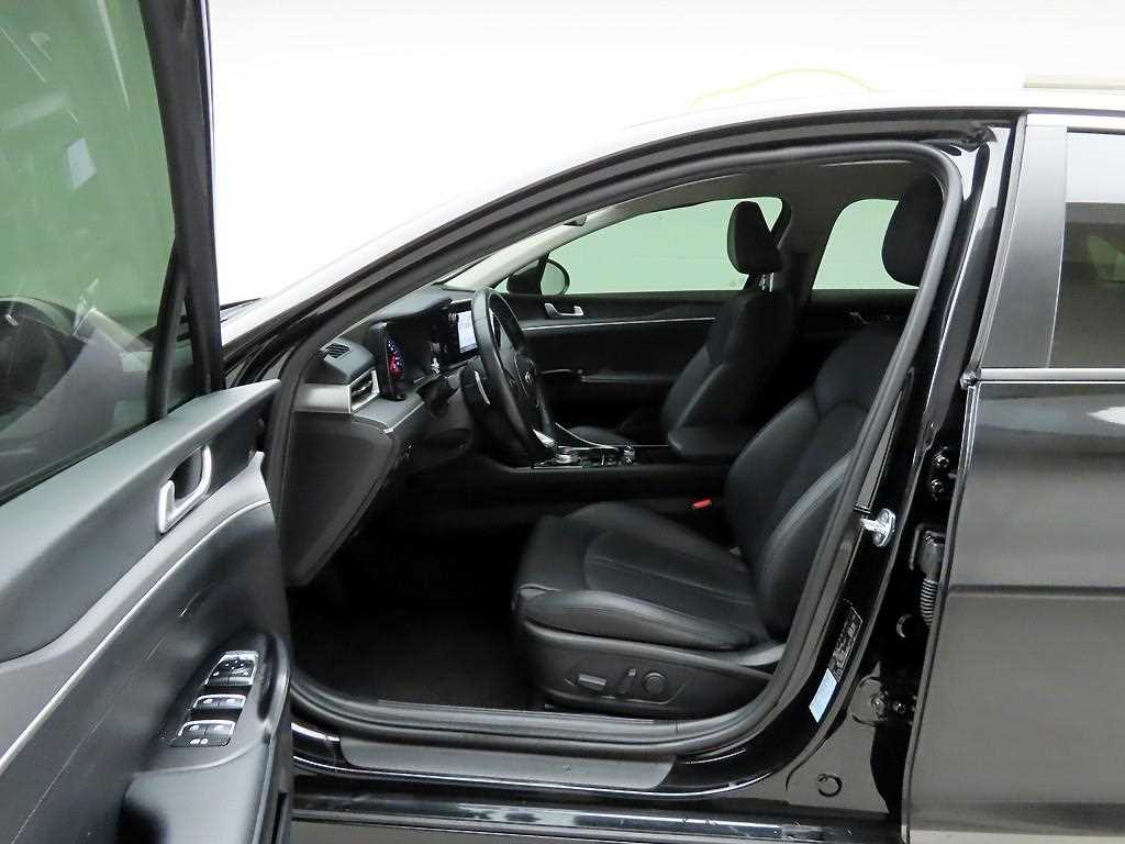 KIA K5 2021 Negro - Importación desde Corea - HF Imports Iquique - Foto 13