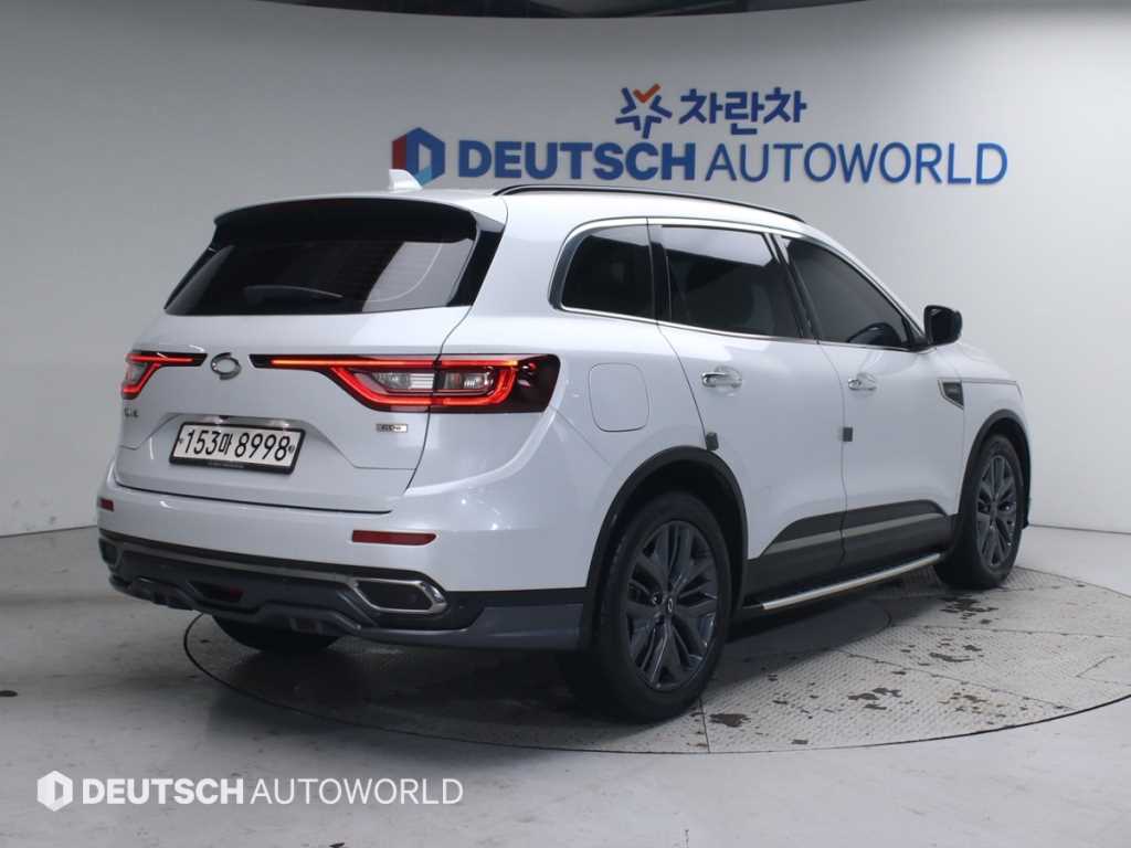 SAMSUNG QM6 - Vista 2