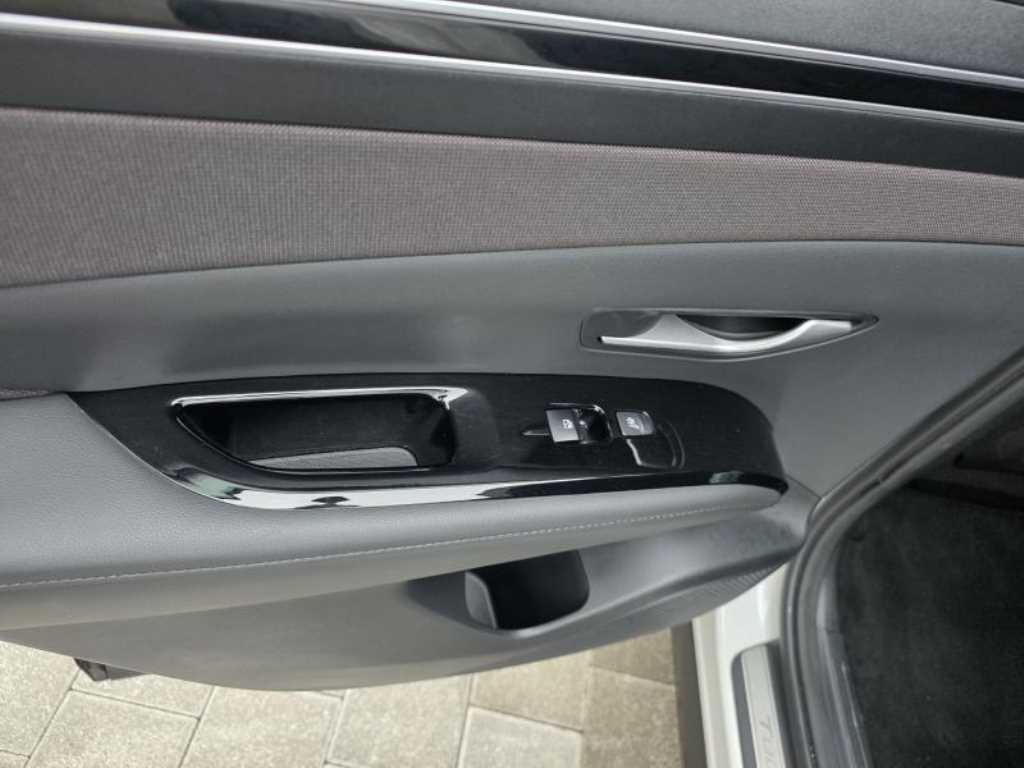 HYUNDAI Tucson - Vista 10