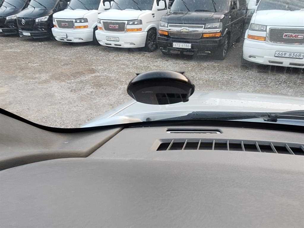 Chevrolet Express van - Vista 11