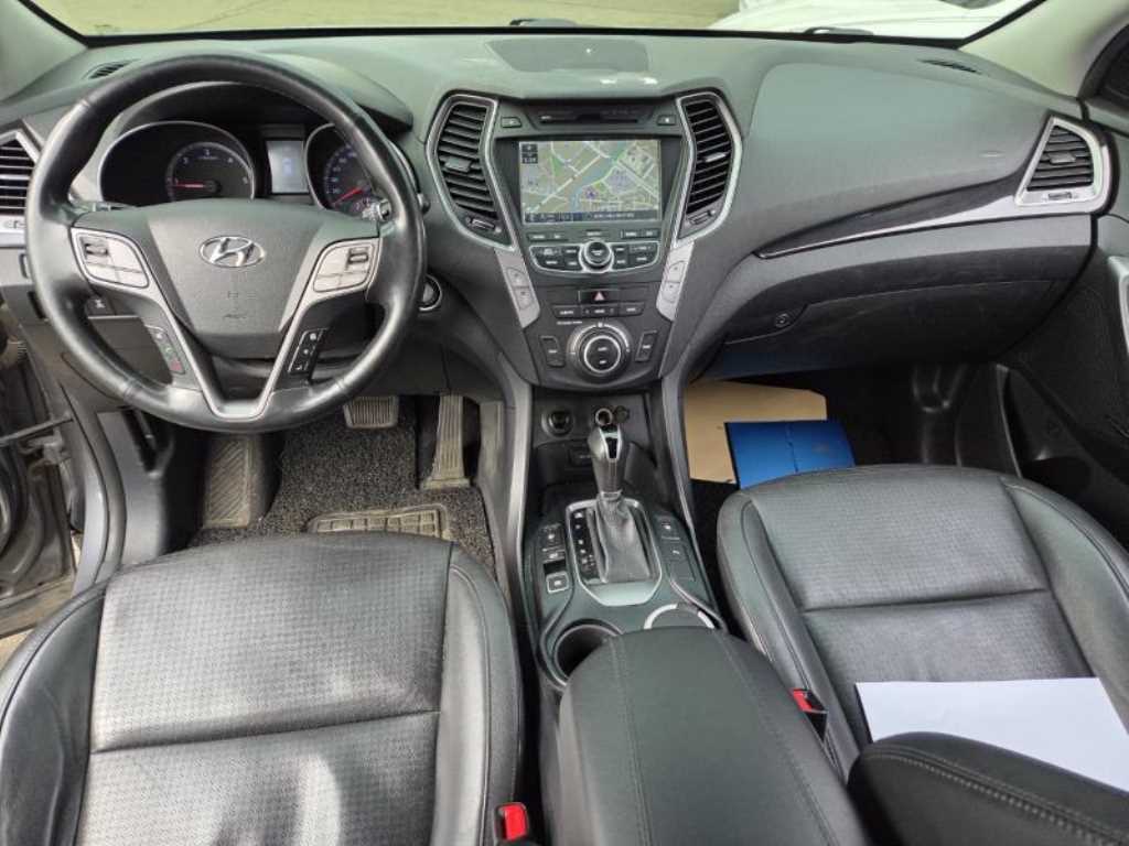 HYUNDAI Santa Fe - Vista 8