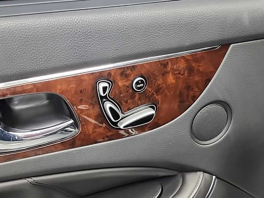 HYUNDAI Equus 2011 Negro - Importación desde Corea - HF Imports Iquique - Foto 14