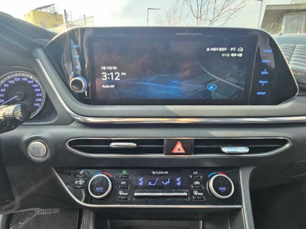 HYUNDAI Sonata - Vista 5