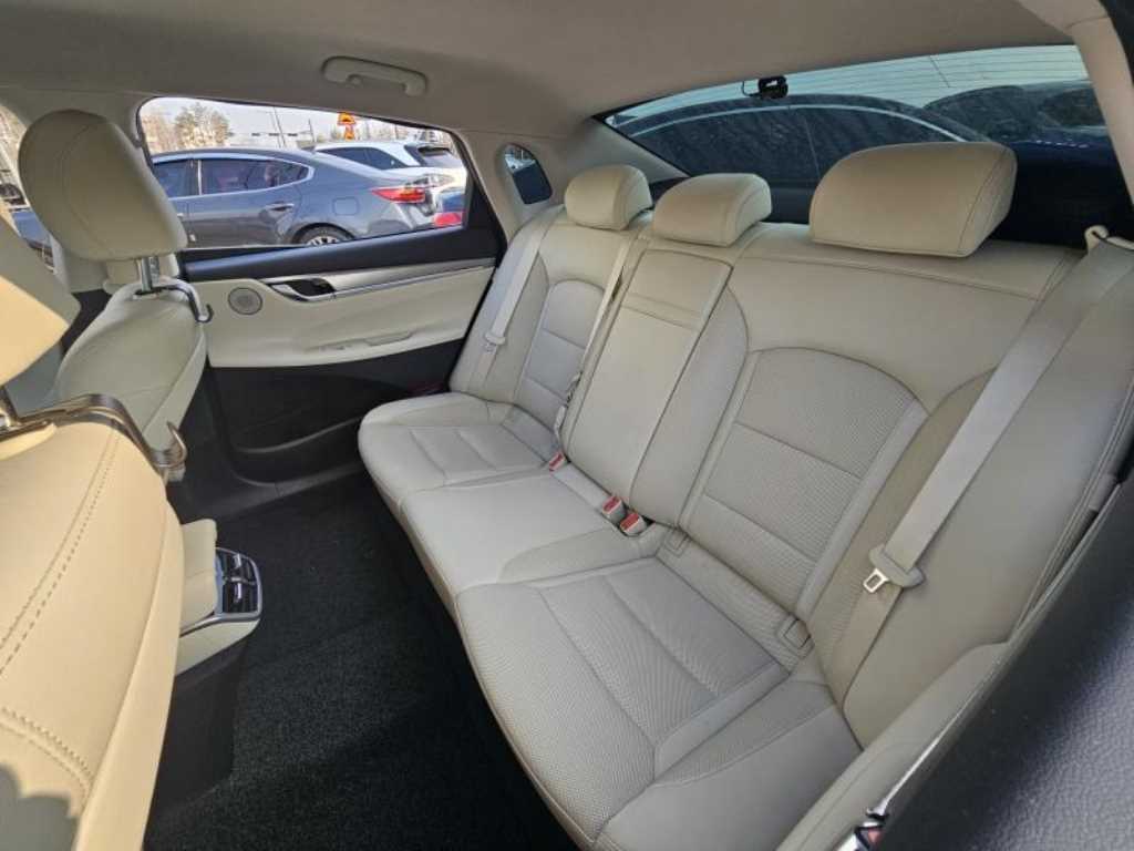 HYUNDAI Grandeur - Vista 8