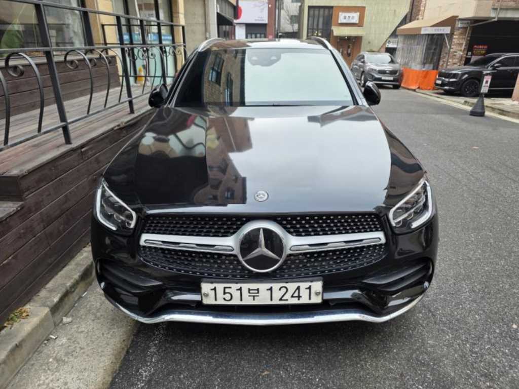 Mercedes Benz GLC Class - Vista 2