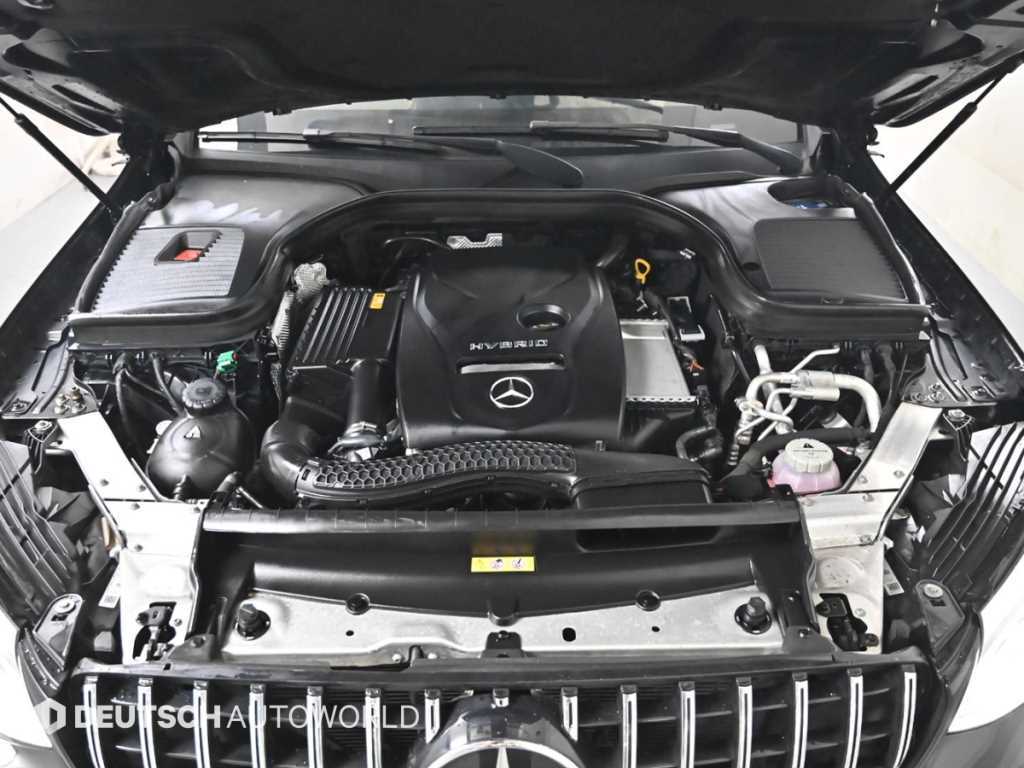 Mercedes Benz GLC Class - Vista 6