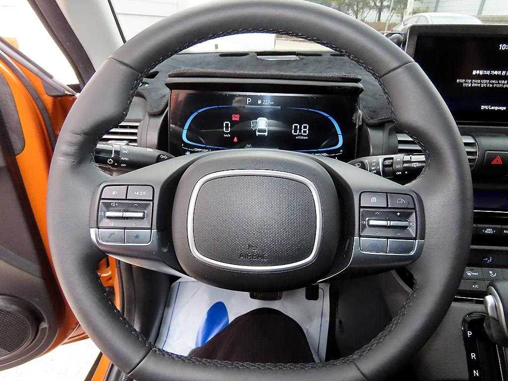 HYUNDAI Casper - Vista 8