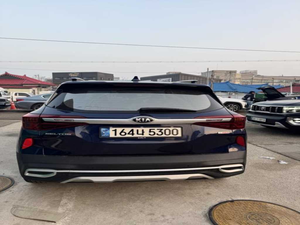 KIA Seltos - Vista 3
