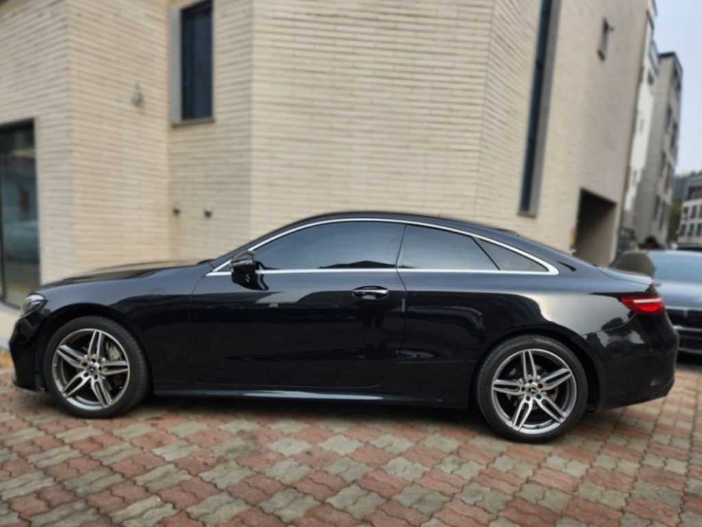 Mercedes Benz E class - Vista 2