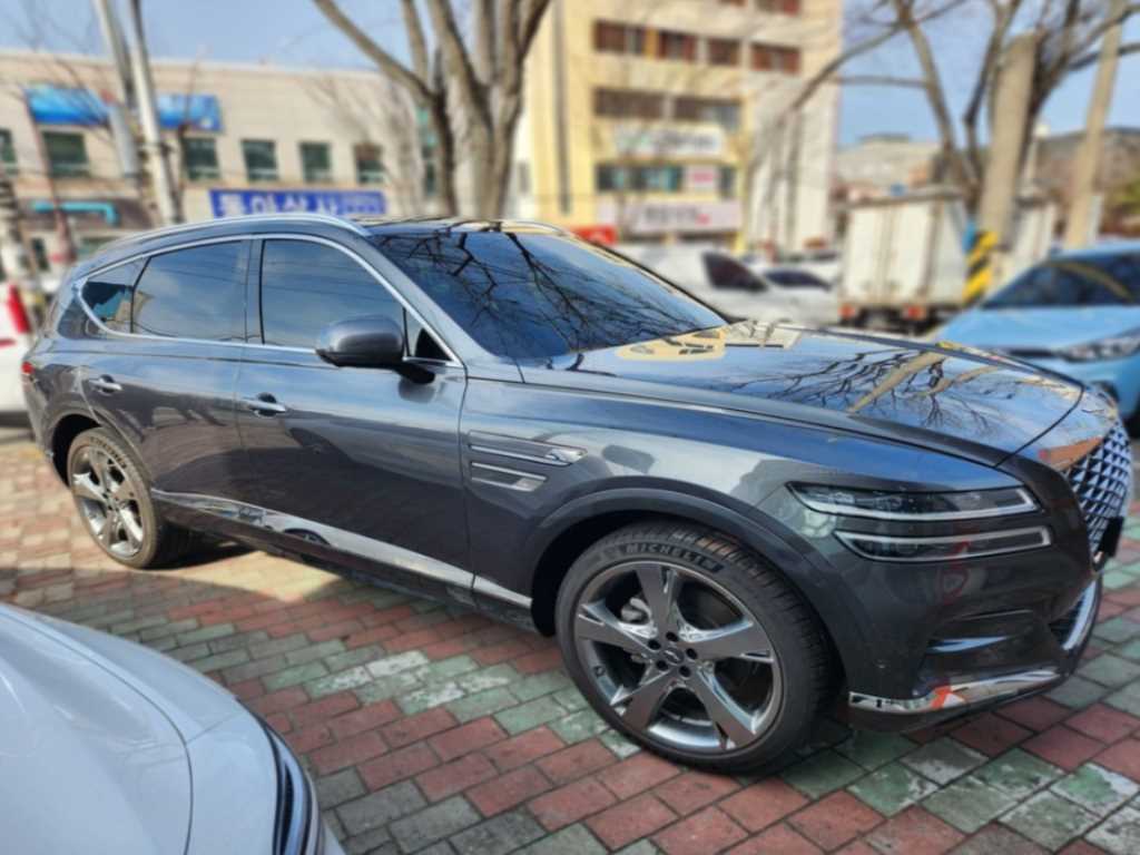 Genesis GV80 - Vista 4