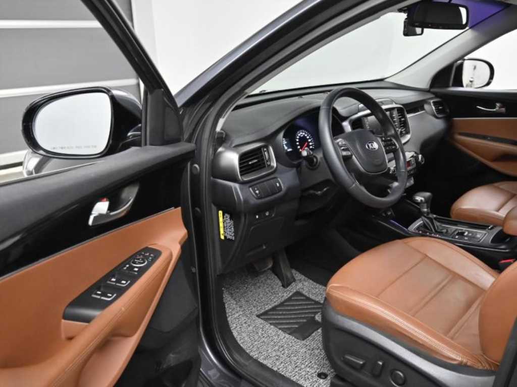 KIA Sorento - Vista 11
