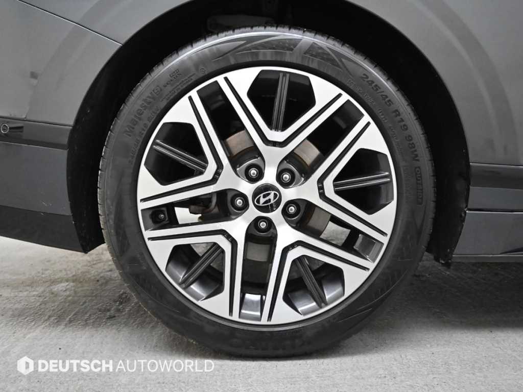 HYUNDAI Grandeur - Vista 5