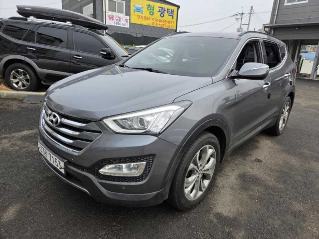 HYUNDAI Santa Fe - Vista 2